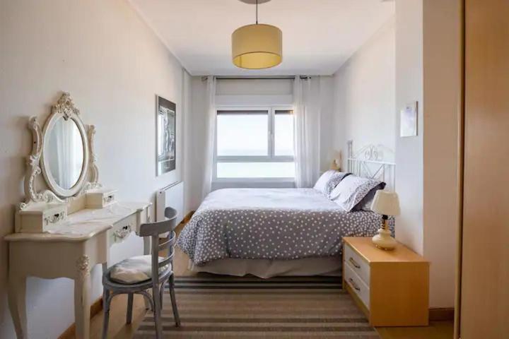 Apartamento Ezcurdia 22 Playa De San Lorenzo Primera Linea Gijón Extérieur photo