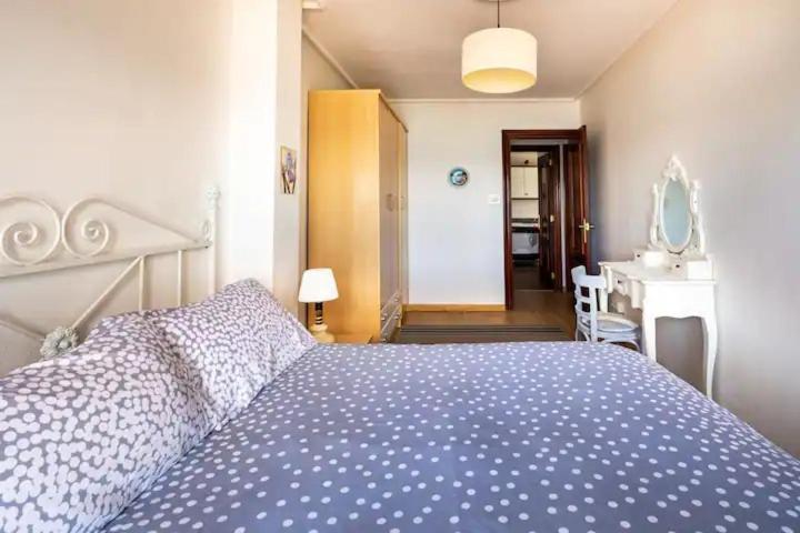 Apartamento Ezcurdia 22 Playa De San Lorenzo Primera Linea Gijón Extérieur photo
