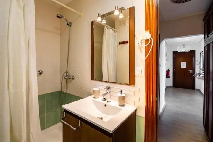 Apartamento Ezcurdia 22 Playa De San Lorenzo Primera Linea Gijón Extérieur photo